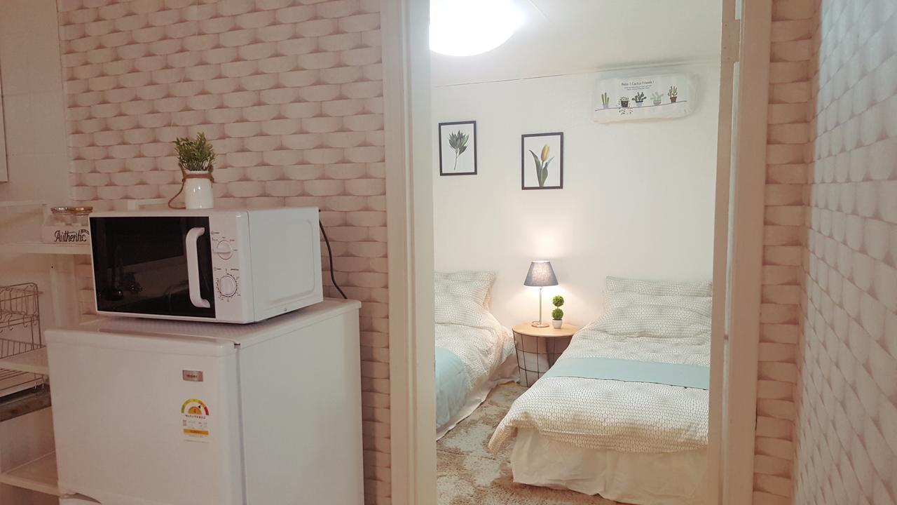Hongdae Zoe Three House * Seoul