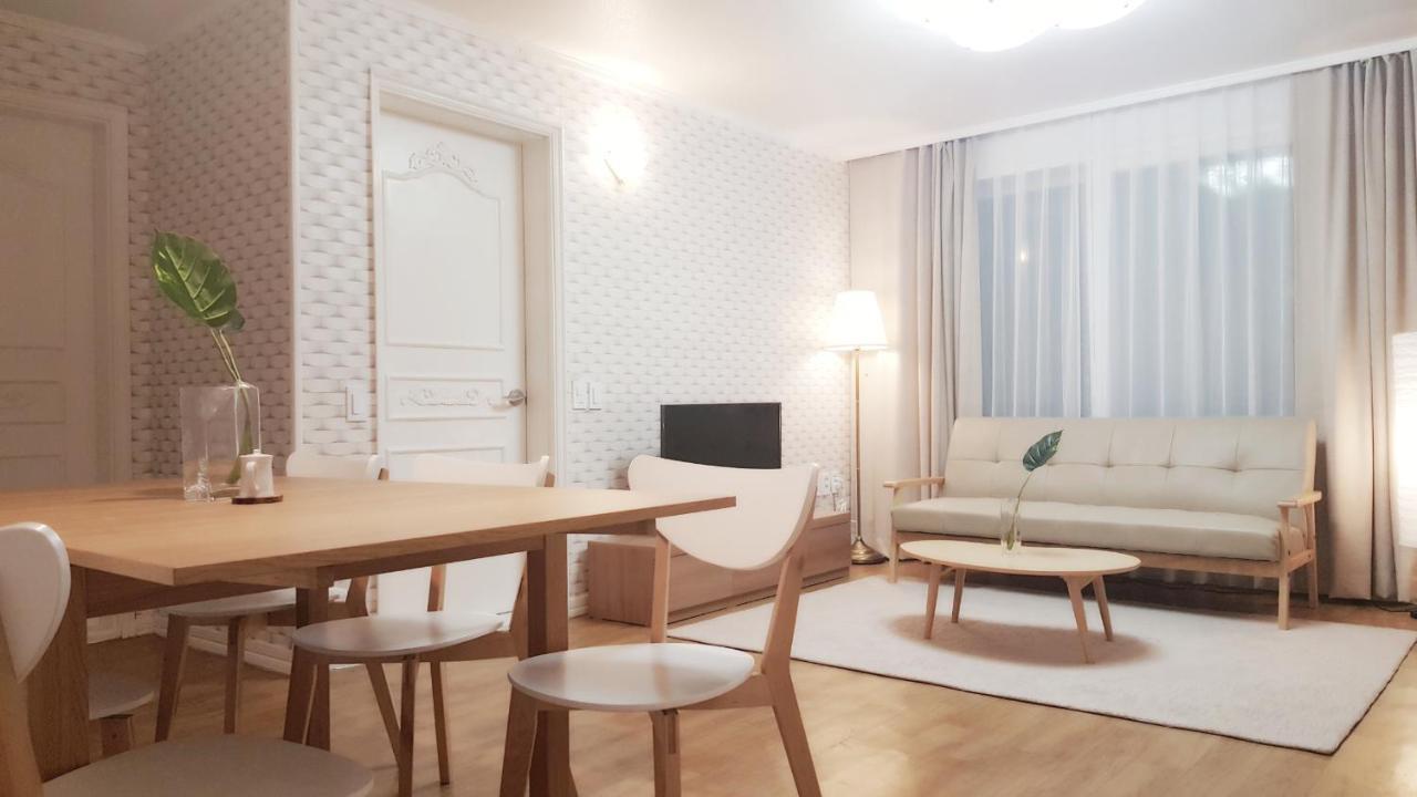 Apartment Hongdae Zoe Three House Seoul