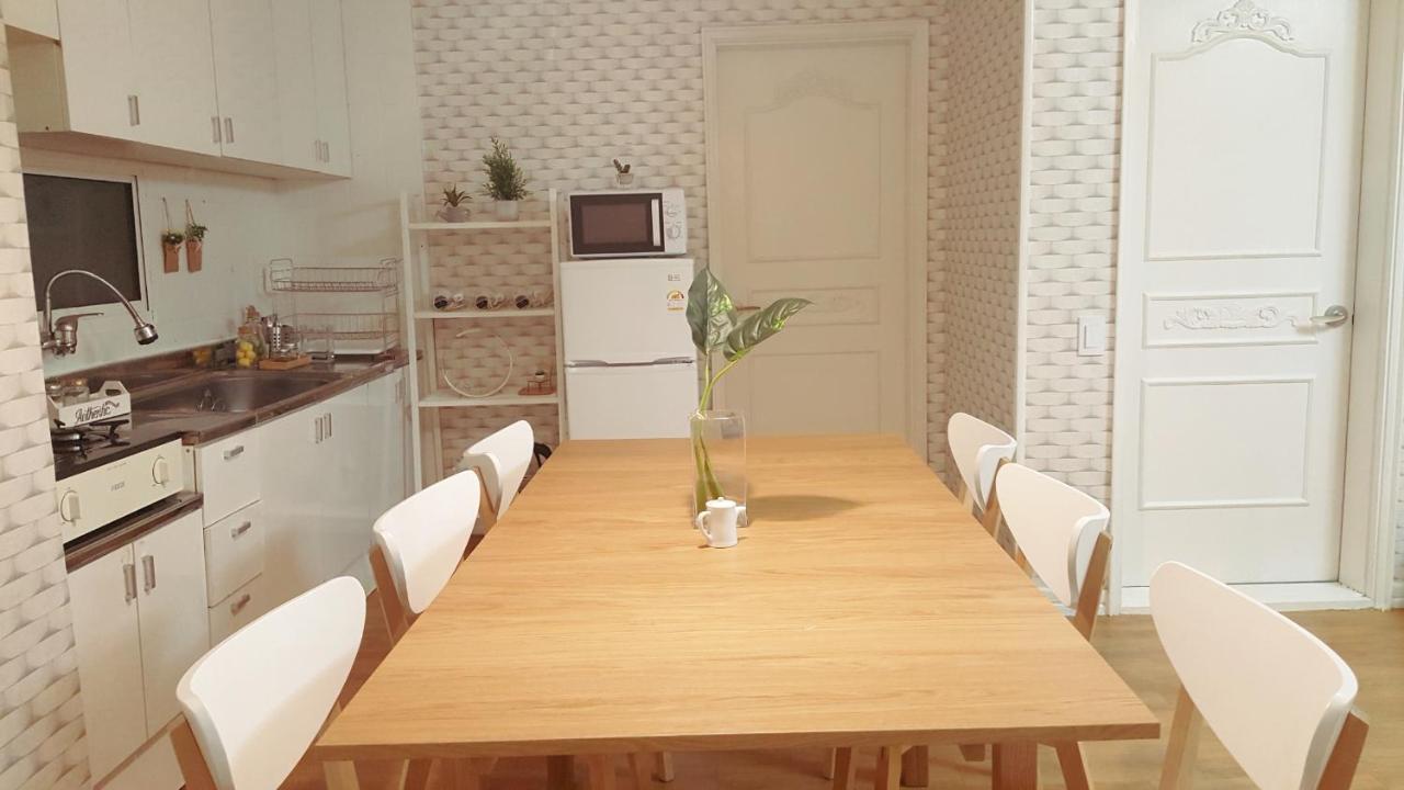 Hongdae Zoe Three House * Seoul